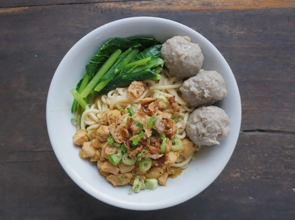 MieYamSo I Mie Ayam Bakso Pakai Ceker, Resep Berikut Wajib Kamu&nbsp;Coba